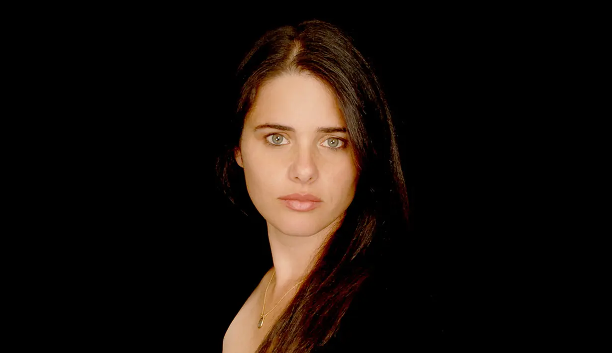 Menurut Shaked, tindakan genosida itu merupakan sebuah panggilan demi menghabisi nyawa orang Palestina tanpa tersisa, yang menjadi musuh Israel (wikipedia.com)