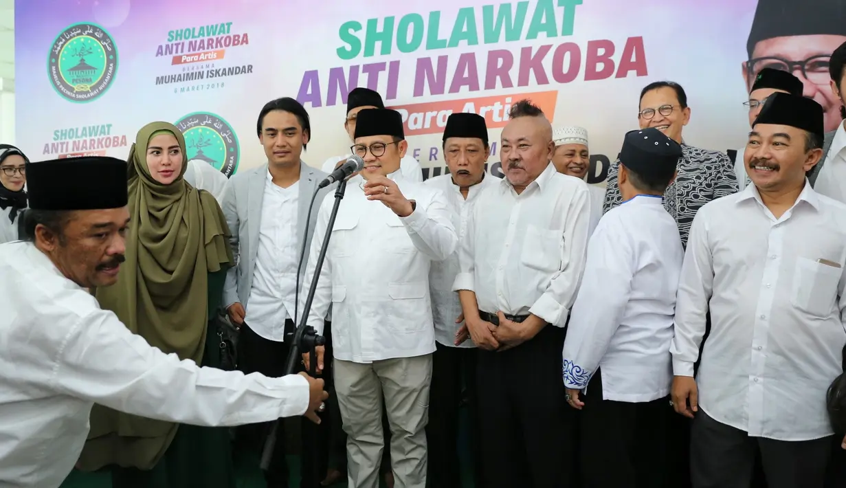 Menurut Charly, kehadirannya dalam acara itu sebagai bentuk keprihatinan terhadap peredaran narkoba di kalangan selebriti. Selain itu juga mendukung upaya pemerintah memerangi narkoba. (Adrian Putra/Bintang.com)