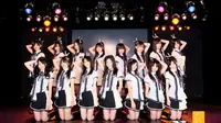SKE48 dan E-girls berhasil menutup penjualan beberapa musisi serta band besar di tangga musik Oricon.