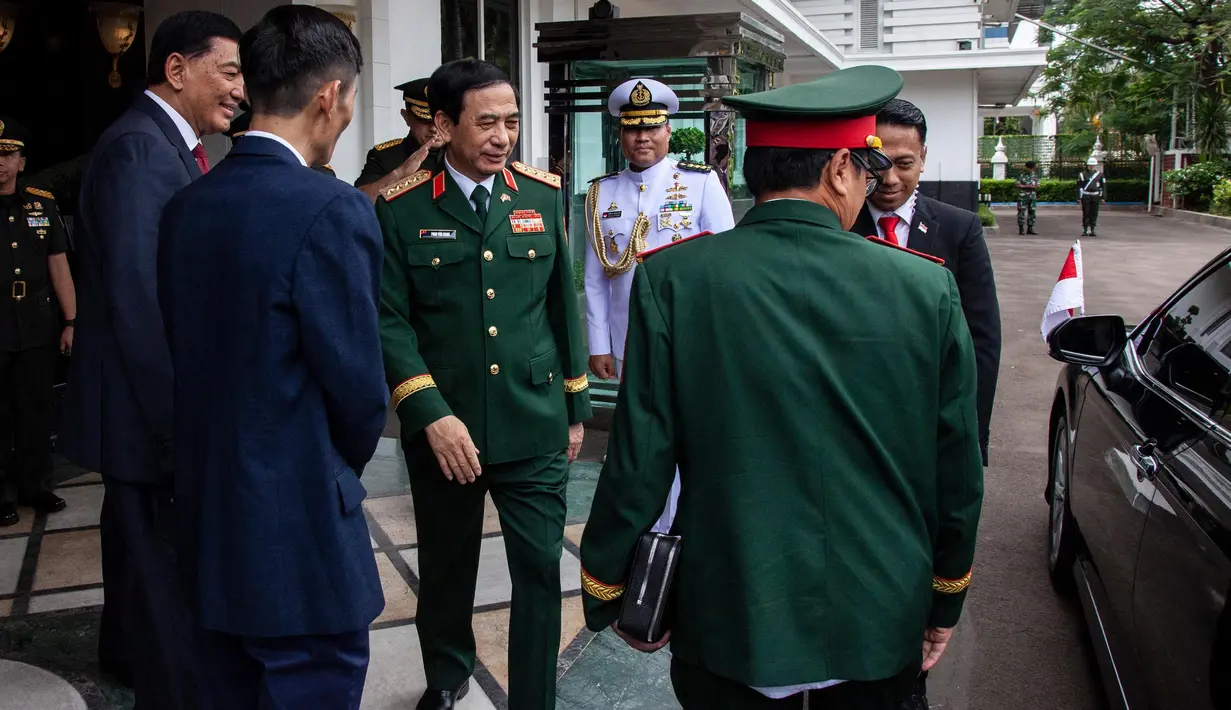 Indonesia dan Vietnam juga sepakat untuk mempererat kerja sama di bidang industri pertahanan, yang didasarkan pada Memorandum of Understanding (MoU) tentang Peningkatan Kerja Sama Pertahanan pada 27 Oktober 2010. (Aditya Irawan/AFP)