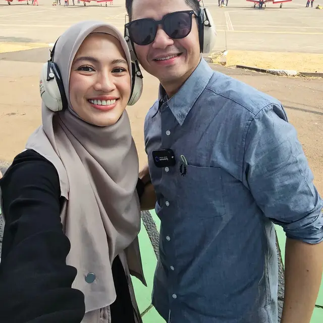 Umumkan Hamil Anak Ketiga, Ini 6 Potret Terbaru Alyssa Soebandono dan Dude Harlino