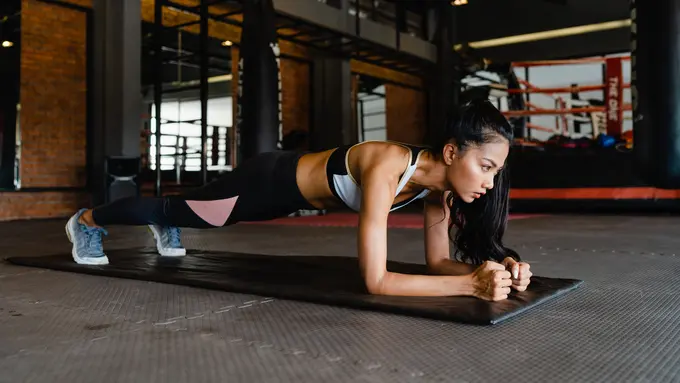 4 Olahraga Terbaik untuk Membentuk Tubuh Hourglass, Bisa Dilakukan Sendiri di Rumah