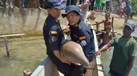 KKP Lepas Dugong yang Dipelihara Warga Sorong