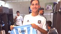 Manchester City mendapatkan tanda tangan pemain muda Argentina yang menjadi incaran Barcelona, Benjamin Garre. (AFP)