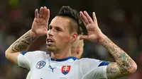 Hamsik Tak Terlena Cetak Gol Indah ke Gawang Rusia