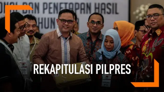 Komisi Pemilihan Umum (KPU) RI menetapkan perolehan suara Pilpres 2019 dari 34 provinsi dan 130 PPLN, yakni pasangan 01 Jokowi-Ma'ruf memperoleh 85.607.362 suara atau 55,50 persen. Sementara pasangan 02 Prabowo-Sandiaga memperoleh 68.650.239 suara at...
