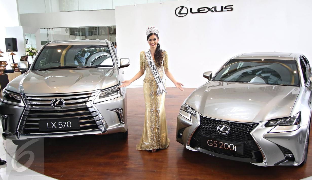 Lexus Indonesia meluncurkan dua model terbaru, LX 570 dan GS 200t, Jakarta, Selasa (1/3/2016). Lexus LX 570 dijual Rp 3,015 miliar. Sedangkan GS 200t Luxury dilego Rp 1,185 miliar dan GS 200t F Sport Rp 1,245 miliar. (Liputan6.com/Immanuel Antonius)