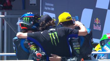 Prestasi Anak Didik Rossi Di Motogp Moto2 Dan Moto3 2020 3 Kemenangan Dan 5 Podium Motogp Bola Com