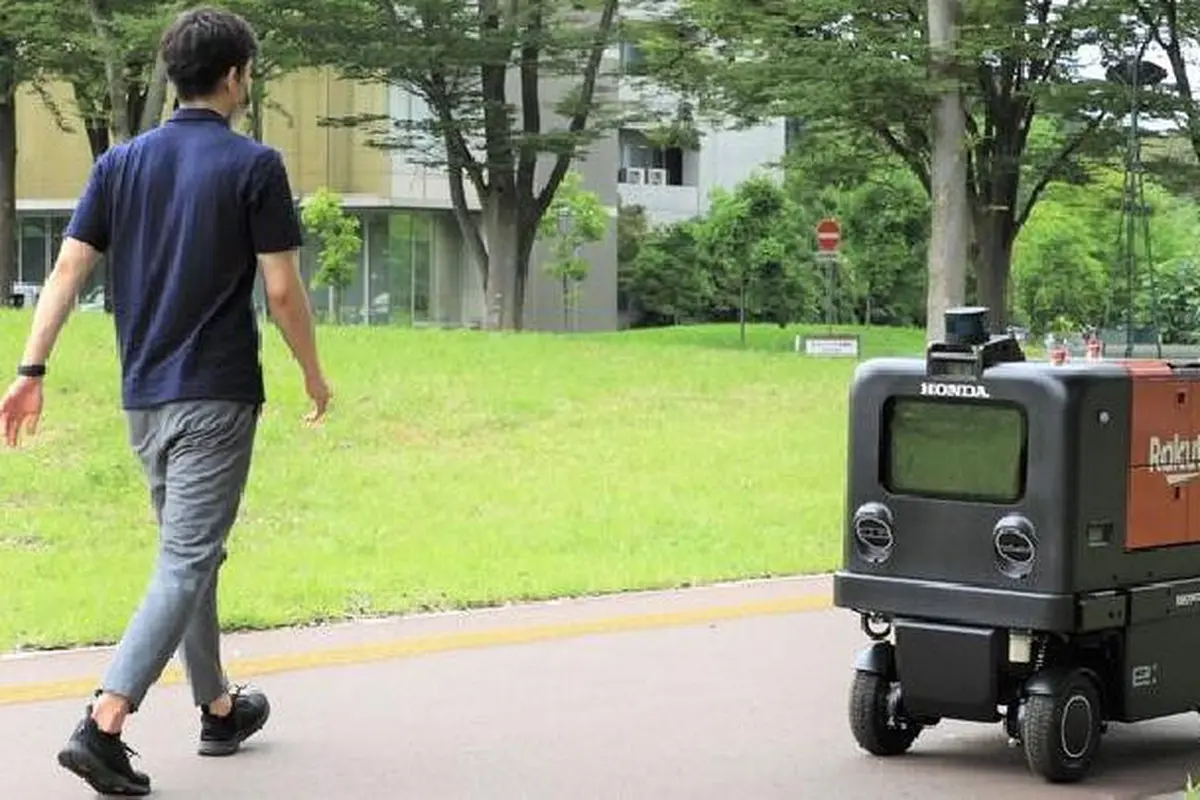 Honda Motor Co bersama Rakuten Group menguji coba robot pengiriman otomatis ramah lingkungan di sekitar Universitas Tsukuba. (Dok. Honda)