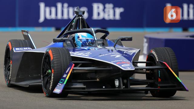 Foto: Raih Back to Back Pole Position! Pembalap Maserati MSG Racing, Maximilian Guenther Tercepat pada Sesi Kualifikasi Jakarta E-Prix 2023