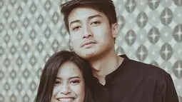 Balikan dengan mantan usai putus dari Junior Roberts, banyak yang mendukung hubungan Hanggini dan Luthfi Aulia. Hubungan Hanggini dan Luthfi Aulia diketahui kembali terjalin usai keduanya kompak unggah foto nonton konser LANY di Instagram. Meski sembunyikan hubungan, kedekatan pasangan yang akrab disapa Jeha dan Upi itu diunggah oleh sahabat dan penggemar di akun fanbase. (Liputan6.com/IG/@jehaupiofc)