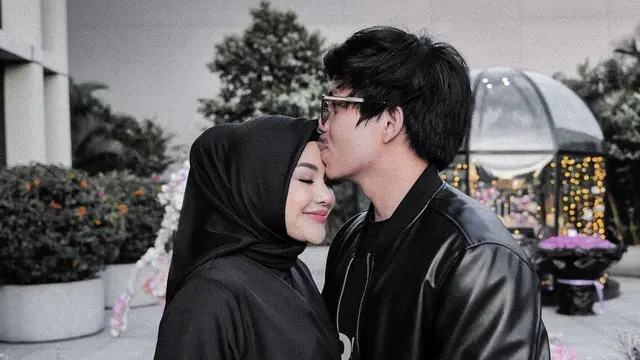 Atta Halilintar dan Aurel Hermansyah rayakan anniversary kedua (Instagram/attahalilintar)
