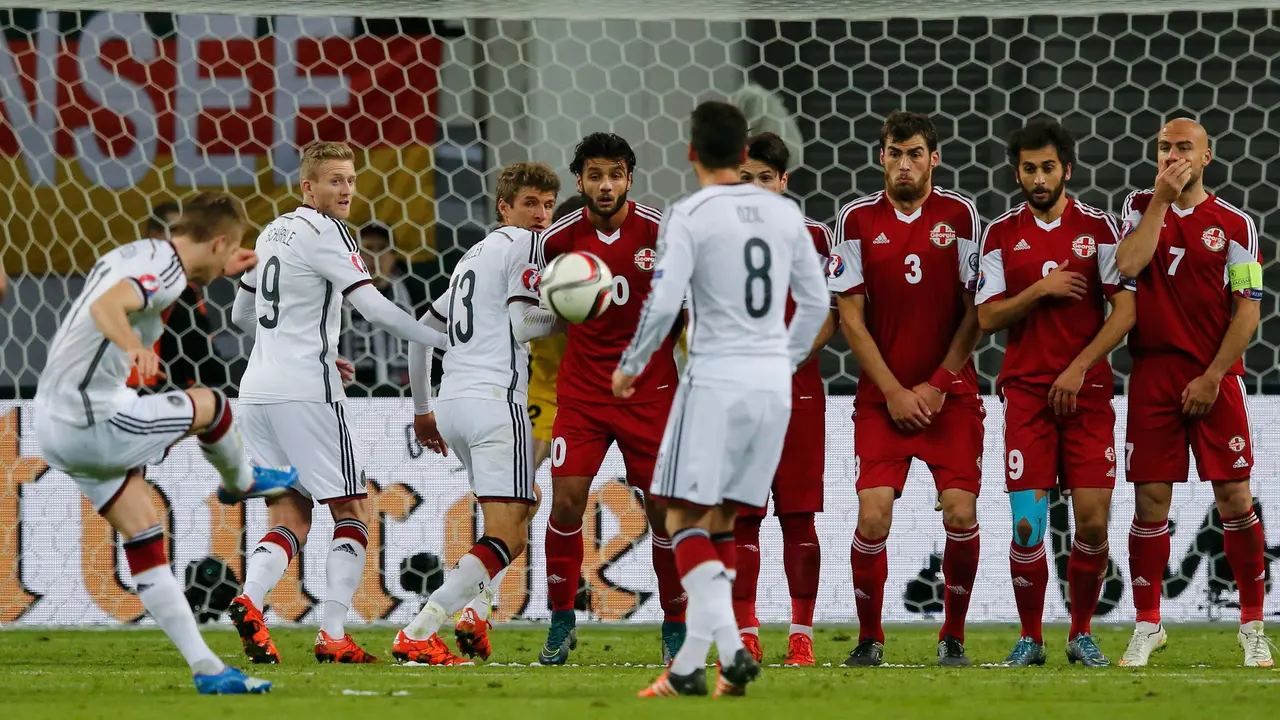 20151012-Timnas Jerman Kandaskan Perlawanan Georgia
