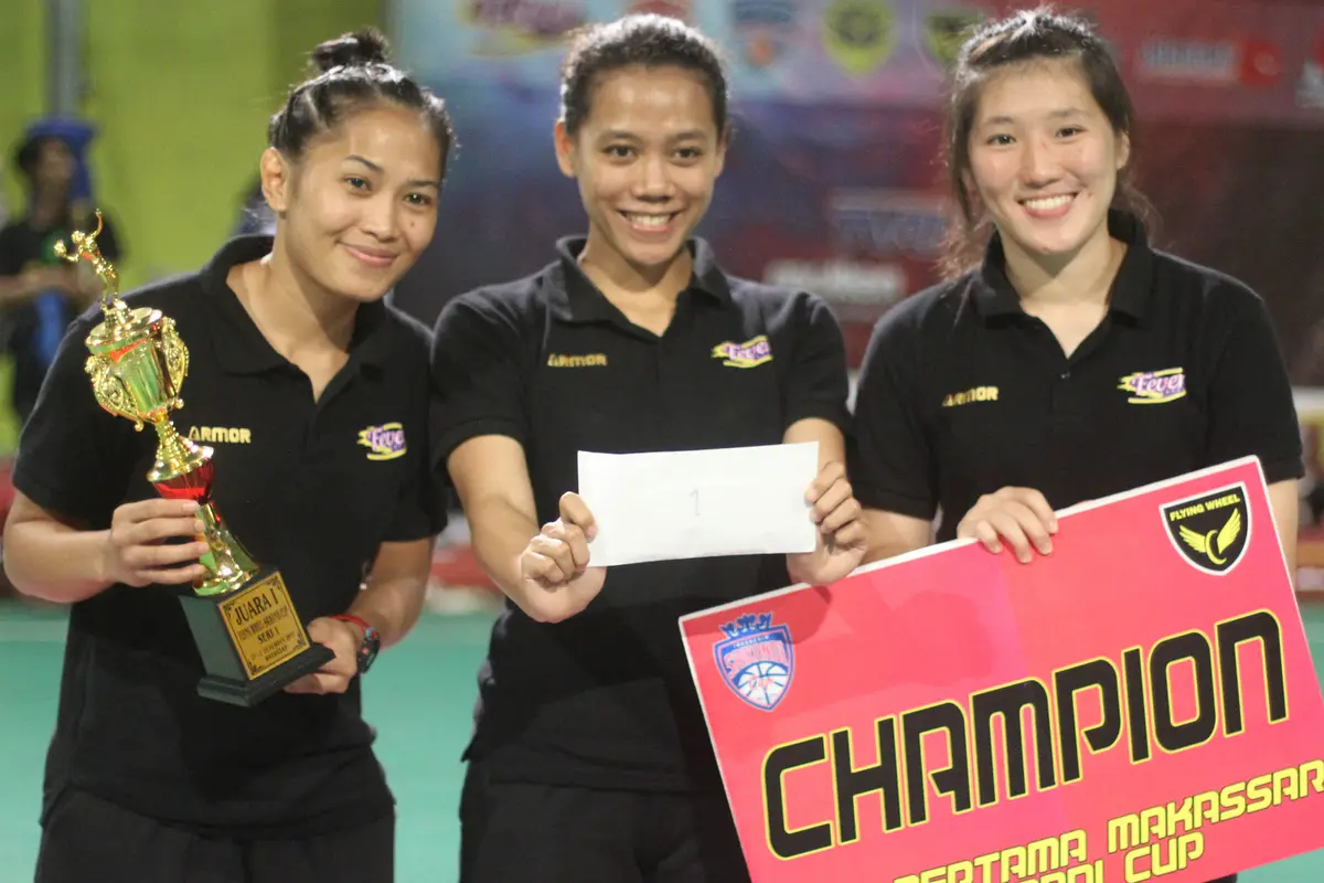 Surabaya Fever Raih Juara Srikandi Cup 2017 Seri 1