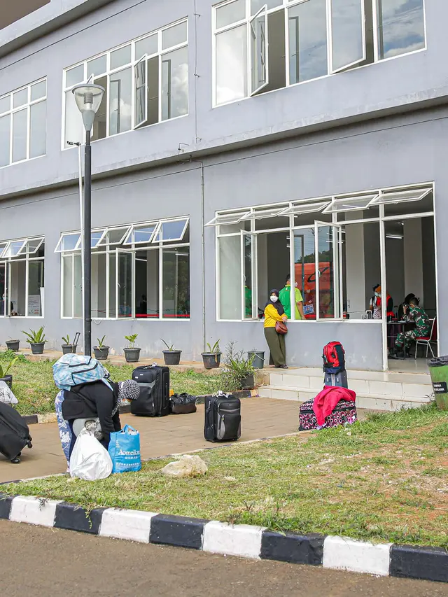 FOTO: Melihat WNI Usai Menjalani Isolasi di RSDC Wisma Atlet Pademangan