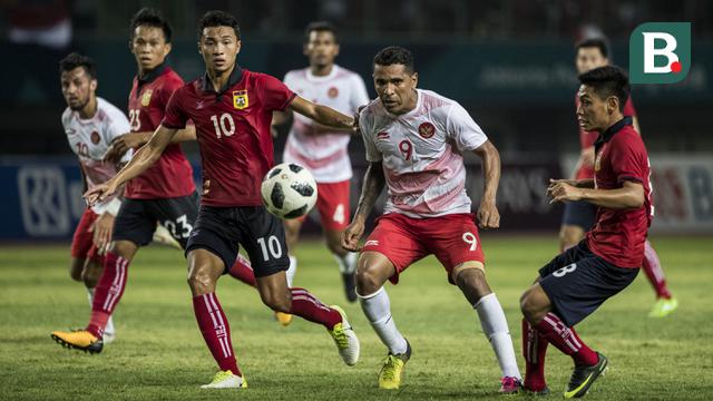 Sepak Bola : Indonesia Vs Laos
