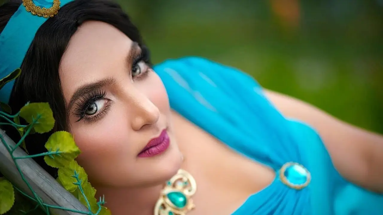 Penampilan Ashanty Berdandan ala Princess Disney (sumber: instagram/ashanty_ash)