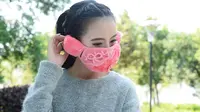 Polusi udara di China yang menjadi perhatian berdampak pada tren masker unik, lucu, dan aneh.
