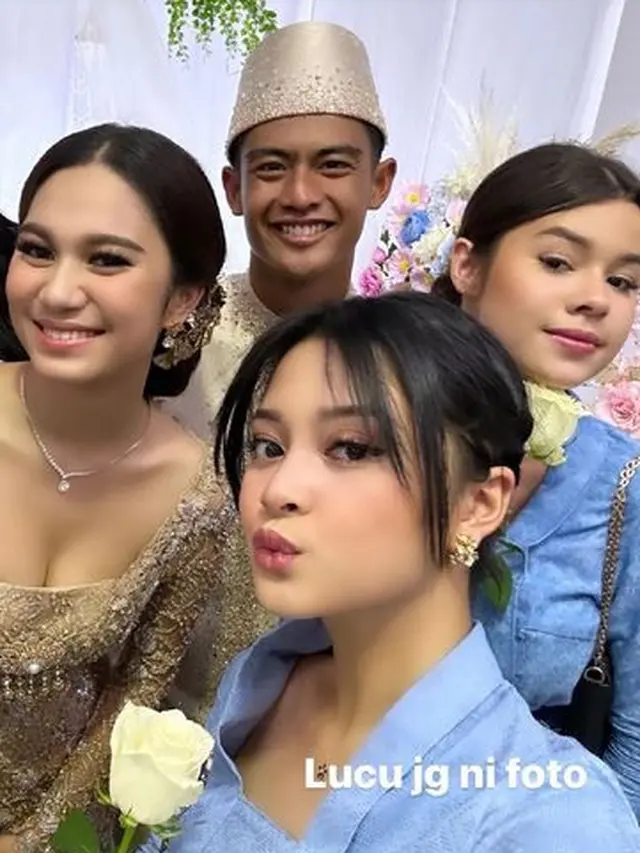 6 Potret Arhan dan Azizah Saling Gantian Ambil Foto, Netizen: Romantis Bikin Baper