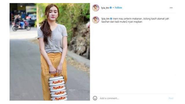 Tampil Sederhana, Ini 7 Potret Kocak Lyia Amelia yang Bikin Geleng Kepala
