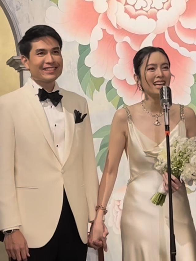 Nong Poy saat Resepsi Pernikahan