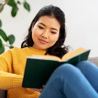 ilustrasi baca buku/Ground Picture/Shutterstock