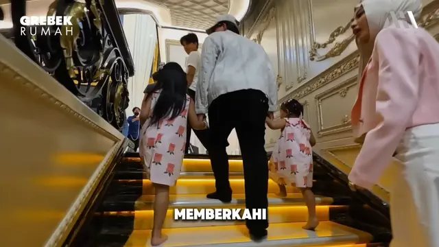 Tangga Rumah Gen Halilintar di Jakarta