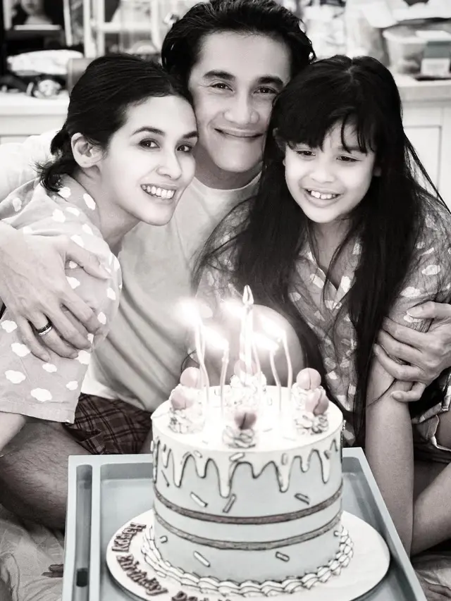 [Fimela] Vino G Bastian dan Marsha Timothy