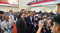 Presiden Jokowi memberikan kuliah umum di Universitas PGRI Adi Buana (UNIPA) Surabaya pada Kamis (6/9/2018). (Setpres)