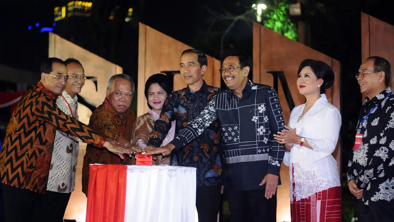 Jokowi Resmikan Simpang Susun Semanggi