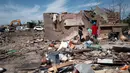 Badai tersebut menimbulkan kerusakan parah di kota Greenfield. (SCOTT OLSON/Getty Images North America/Getty Images via AFP)