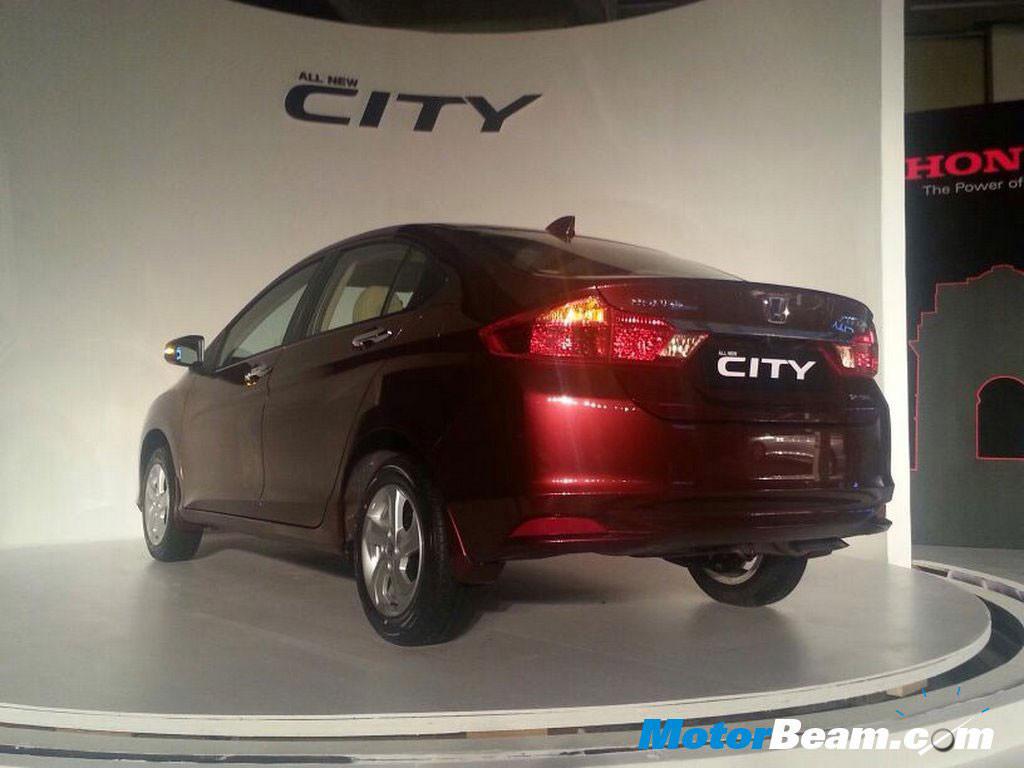 Honda City 2014 rear view