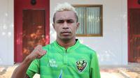 Todd Rivaldo Ferre bermain tak sampai semenit saat Lampang FC mengalahkan Uthai Thani dengan skor 2-0. (dok. Lampang FC)