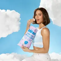 Khloe Kardashian promosikan popcorn proteinnya,&nbsp;Khloud. (dok. Instagram @khloekardashian/https://www.instagram.com/p/DJC-OajTEs-/)