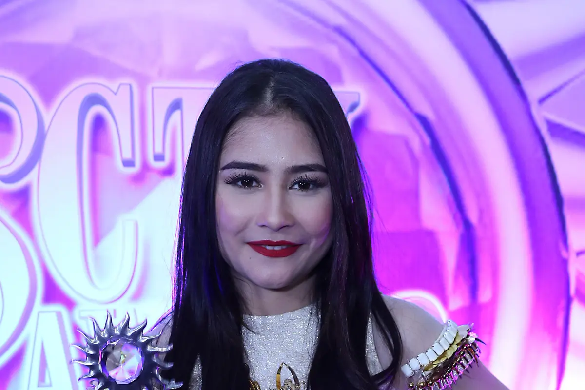 Prilly Latuconsina