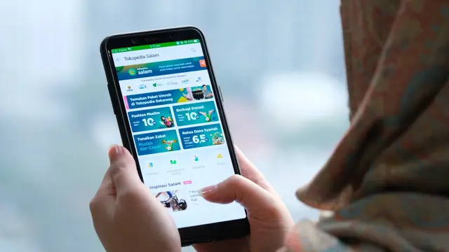 [Fimela] Tokopedia Salam