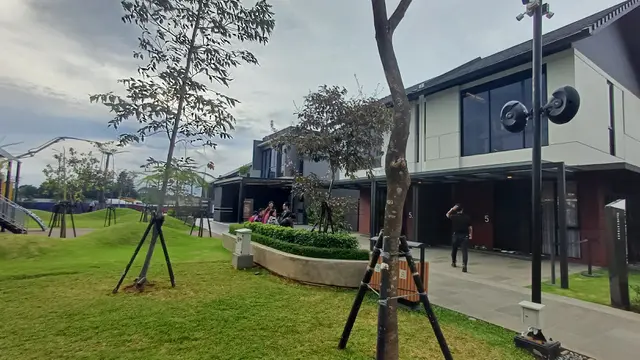 Menteri PKP Maruarar Sirait melakukan kunjungan kerja proyek perumahan terbaru milik Lippo Group, Park Serpong Residence di kawasan Legok, Kabupaten Tangerang, Banten, Sabtu (15/3/2025). (Foto: Liputan6.com/Maulandy R)