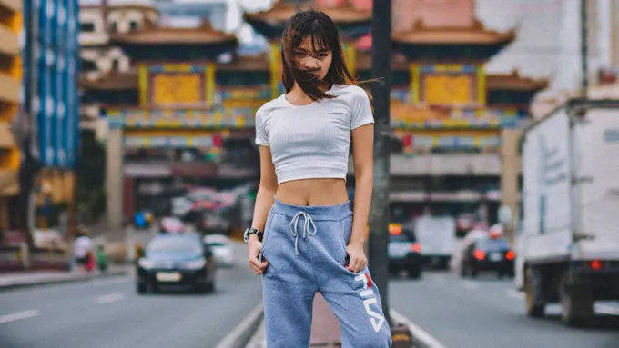 Gerakan Anti-Seksis Para Siswi Prancis yang Bermula dari Gambar Crop Top Disilang