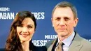 Daniel Craig dan Rachel Weisz, menikah diam-diam di New York pada Juni 2011. Daniel mengaku bahwa kehidupan pribadi adalah segalanya untuknya. (Carlos Alvarez/Getty Images/USWeekly)