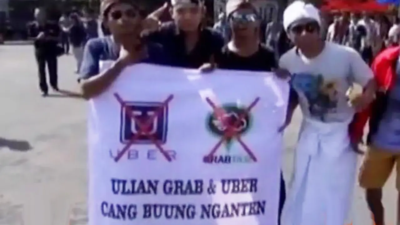 VIDEO: Angkutan Online Dilarang di Bandung dan Bali