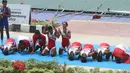 Tim dayung Indonesia melakukan selebrasi usai meraih medali emas pada Asian Games di JSC Lake Jakabaring, Sumatera Selatan, Jumat (24/8/2018). Tim dayung persembahkan emas ke sembilan untuk Indonesia. ANTARA FOTO/INASGOC/Rahmad Suryadi/nym/18