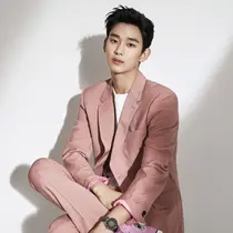 Kim Soo Hyun. (Gold Medalist via Soompi)