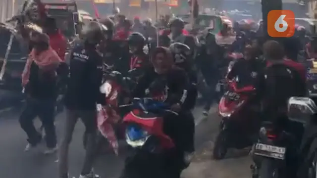 Bentrok ganjar