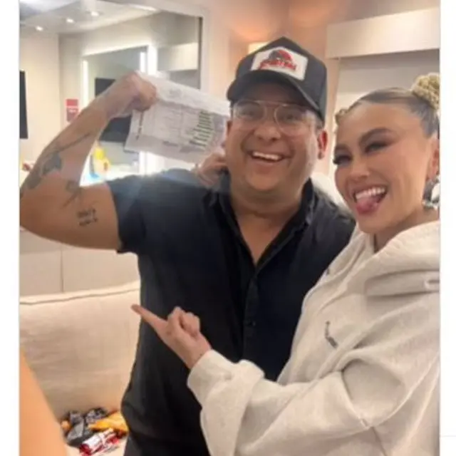 Heboh Pria Anerika Bikin Tato Tanda Tangan Agnez Mo di Tangannya