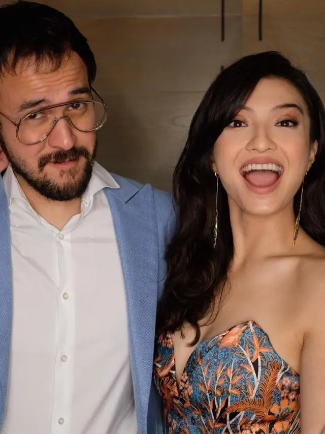Momen Manis Raline Shah dan Adik (sumber: Instagram/ralineshah)