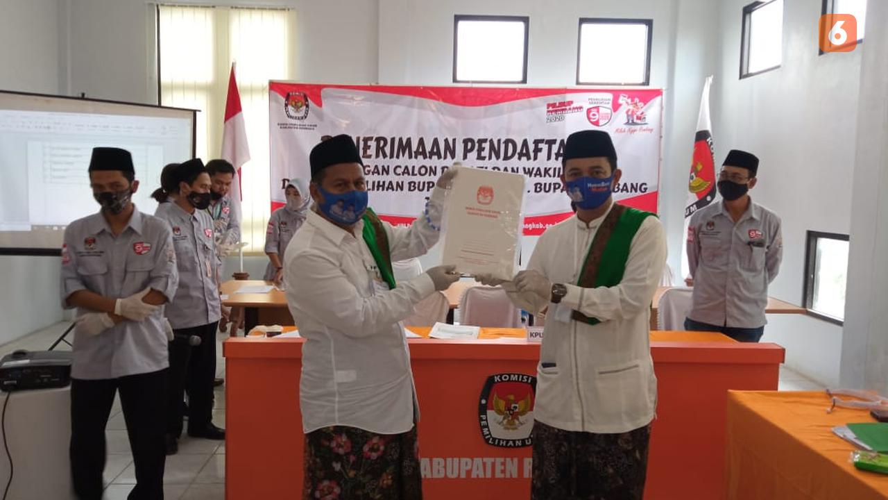 Paslon Pilkada Kabupaten Rembang nomor urut 01 Harno-Bayu Andriyanto (Liputan6.com/Ahmad Adirin)