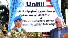 Citizen6, Lebanon: Penyerahan secara simbolis diterima oleh Mayor Adshid al Qusayr Mr. Ghaleb Balloot, ditandai dengan pembukaan bersama selubung papan proyek tanda resminya penerimaan bantuan. (Pengirim: Badarudin Bakri).