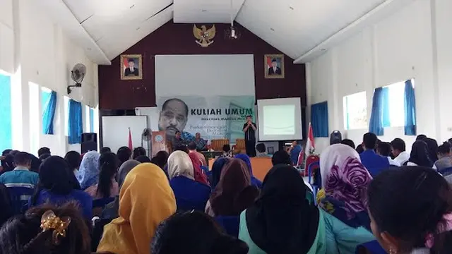 Situasi kuliah umum di Universitas Muhammadiyah Maumere