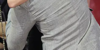 Taylor Swift dan Calvin Harris pasangan idaman yang kerao tampil romantis nyatanya hubungan keduanya harus kandas. (AFP/Bintang.com)