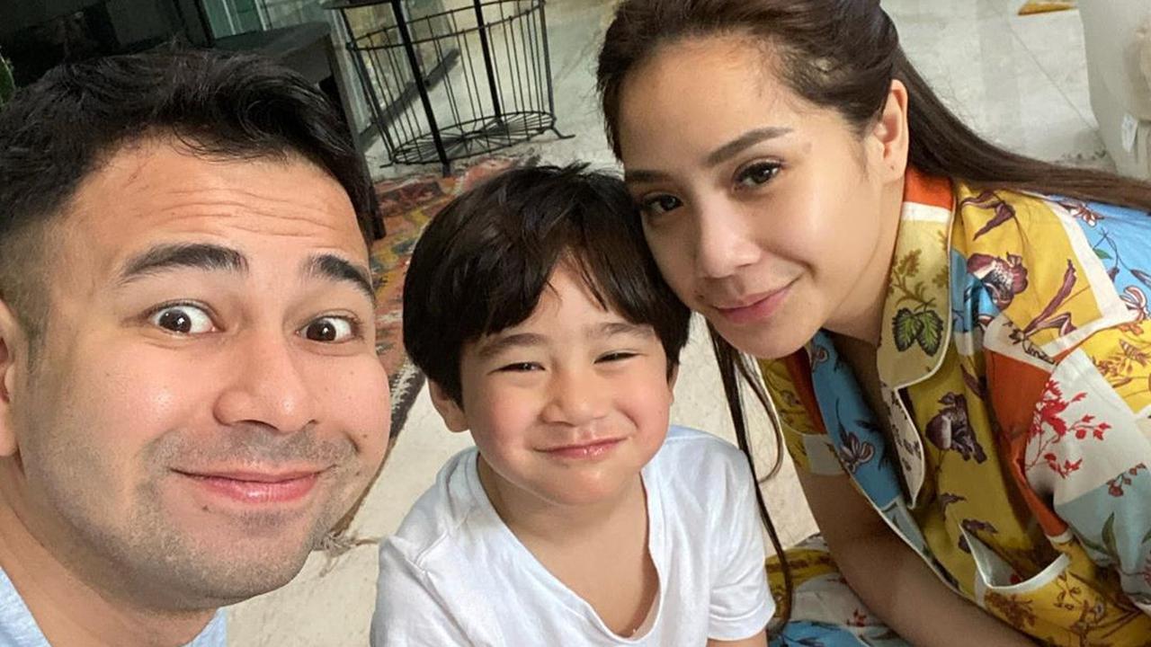 [Fimela] Raffi Ahmad dan Nagita Slavina